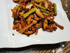 -佬湘楼·27年湘菜(天河都市广场店)