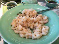 手剥龙井河虾仁-江南厨子·品苏杭(华润万象店)