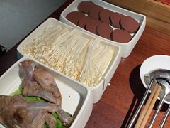 -巴邑火锅·夜宵(港隆广场店)