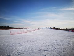 -华彬猛犸滑雪场