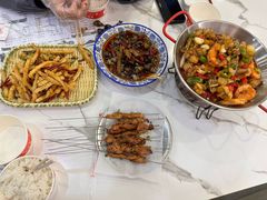 -江城燕子大排档(江汉路步行街店)