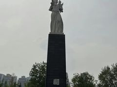 -侵华日军南京大屠杀遇难同胞纪念馆-停车场