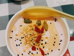 草莓酸奶-紫光园·烤鸭(吕家营店)