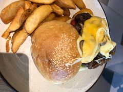 芝士狂人-The Diner X餐厅(青岛万象城店)