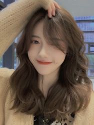 -变画·发型STUDIO