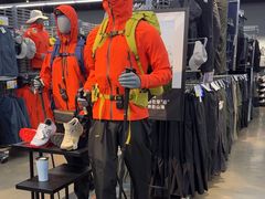 -迪卡侬(大英山店)