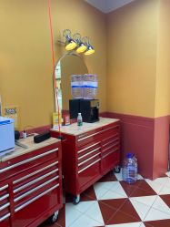 -Devilhands Barbershop男士理容店