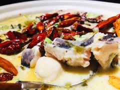 佬麻雀豆浆煮鱼-佬麻雀·剁椒鱼头(京基KK One店)