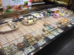 -多乐之日(田林东路店)