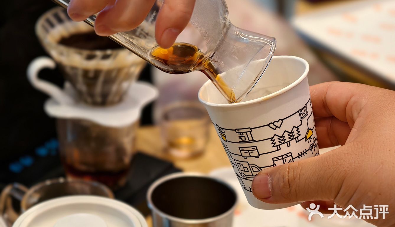 茶咖赛道：绯咖啡这杯江南特调很哇塞～