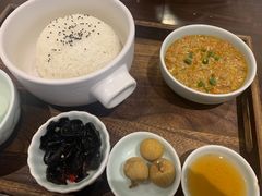 -蟹上黄·蟹黄面·江南糖水(人民广场店)