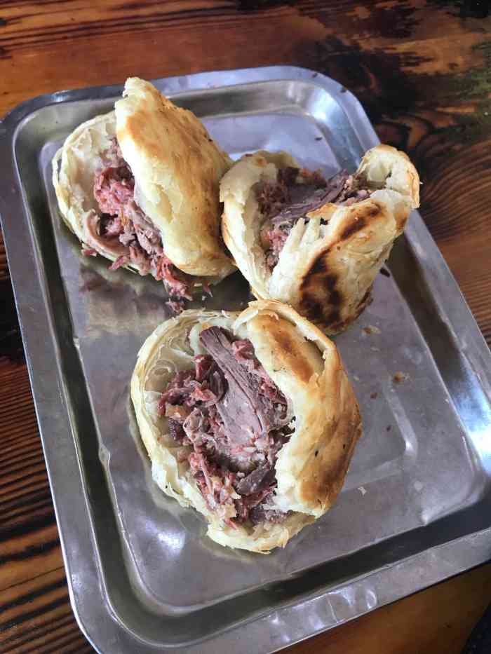 第一家驴肉-"大城县城口碑还不错的一家驴肉火烧店 环境.