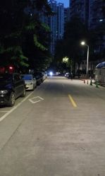 -八佰伴8008星级形象店