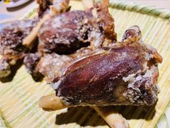 生烤羊排-总参北京涮羊肉