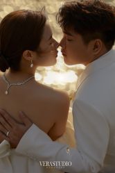 -至臻微拉婚纱摄影