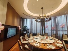 -泓历皇朝酒店(东亭店)