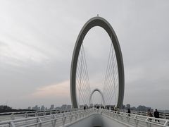 -南京眼步行桥