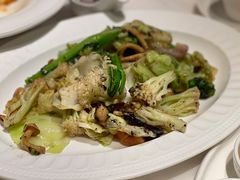 黑松露椰子油炒杂菜-闻见中国海南菜(K11店)