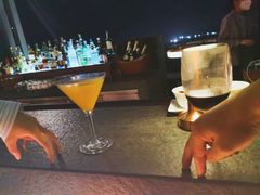 -瑰丽酒店·海吧·天际下午茶·现场DJ·天台酒吧