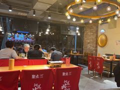 -聚点串吧·北京烧烤(赵登禹路店)