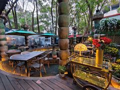 -Golden Lily河内巴黎法越料理餐厅(建国西路店)