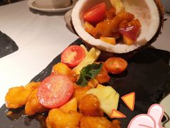椰果酸甜咕唠虾-闻见中国海南菜(K11店)
