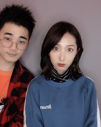 -十六番发型师事务所