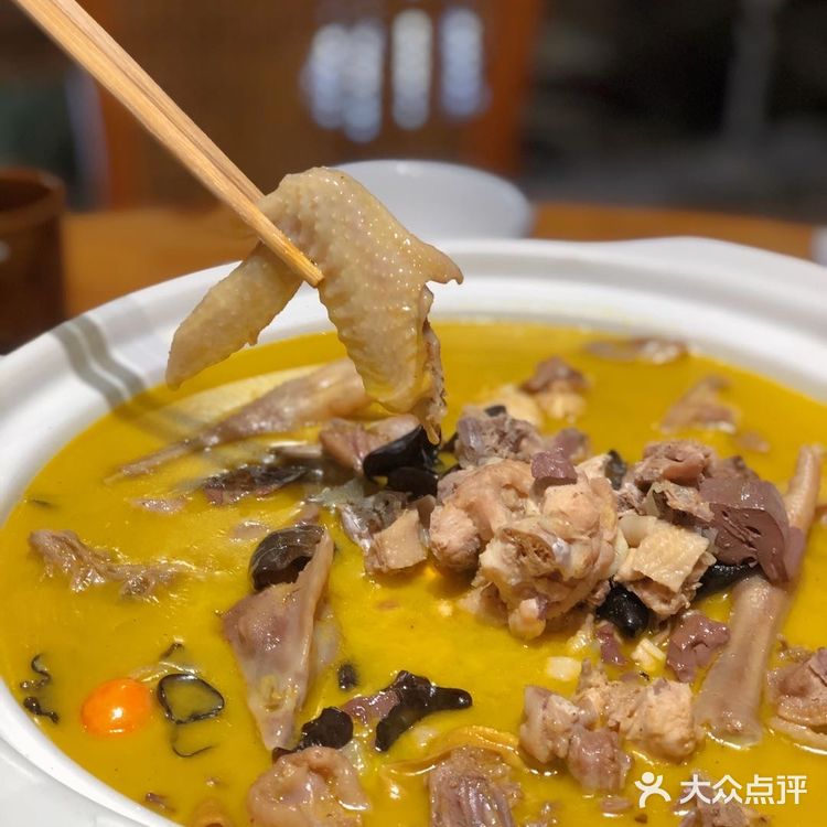 深圳福田网红精致别院式餐厅|肖三胖