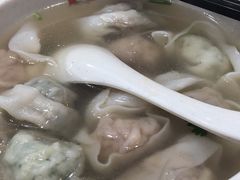 -南城香·饭香串香馄饨香(青年路店)