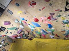 -问山MountQuest攀岩馆