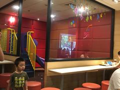 儿童乐园-麦当劳(曲阳店)
