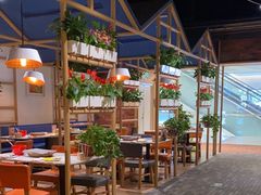 -渝信川菜 · 川味家常菜(财富购物中心店)