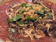 -张翻越·川渝冒菜·武汉黑鸭煲(城北万象城店)