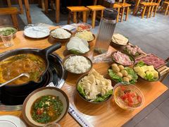 -黔三一夺夺粉酸汤火锅(百信店)