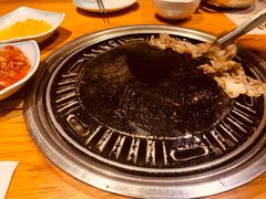 -唯成•韩国炭火烤肉 유성고기