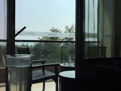 -三亚湾海居铂尔曼度假酒店