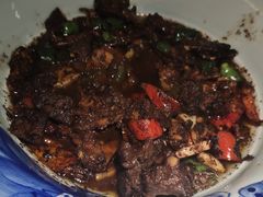 -洞庭土菜小炒馆(易发广场店)