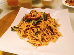 -喜乐餐厅•灯笼虾球首创者•本地小海鲜(二马路店)