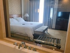 -汕尾巴黎半岛酒店