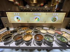-一朵菌·野生菌探索家火锅(南亚店)