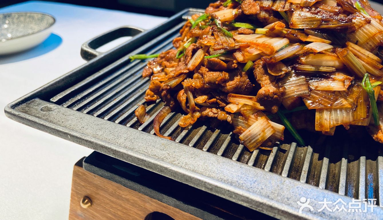 三人可能合适些「酥香嫩烤鸭」皮特别脆