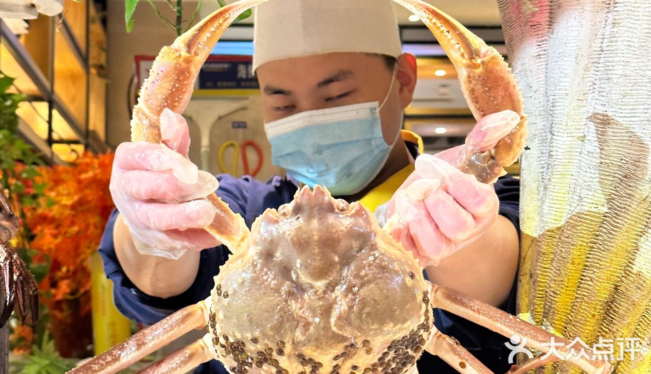 卧卧卧❗️上海也有了❗️人均300+的海鲜自助🦞