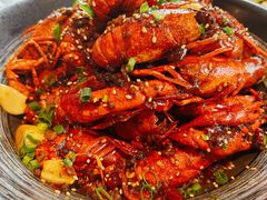 -肥肥虾庄·金牌油焖大虾(杨园滨江时代walk店)