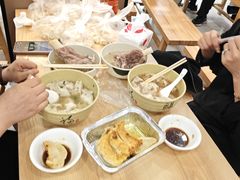 -周震馄饨