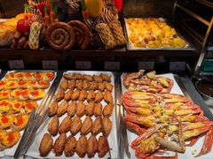 -雍容荟帝王蟹活龙虾展台自助(IFS黑金店)