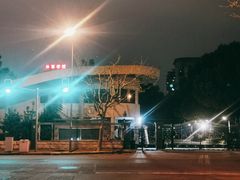 -上海市浦东外事服务学校