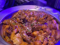 -徐记小怪兽肉蟹煲店(哈西万达金街店)