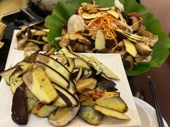 -野菌园·野生菌火锅首创第一家(关兴路总店)