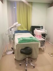 -苗方清颜·祛痘皮肤管理