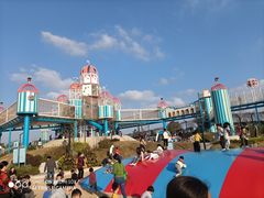 -季高兔窝窝亲子园(上海薰衣草公园店)